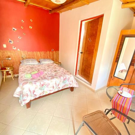 Отель Surf House Chicama Пуэрто Чикама Экстерьер фото