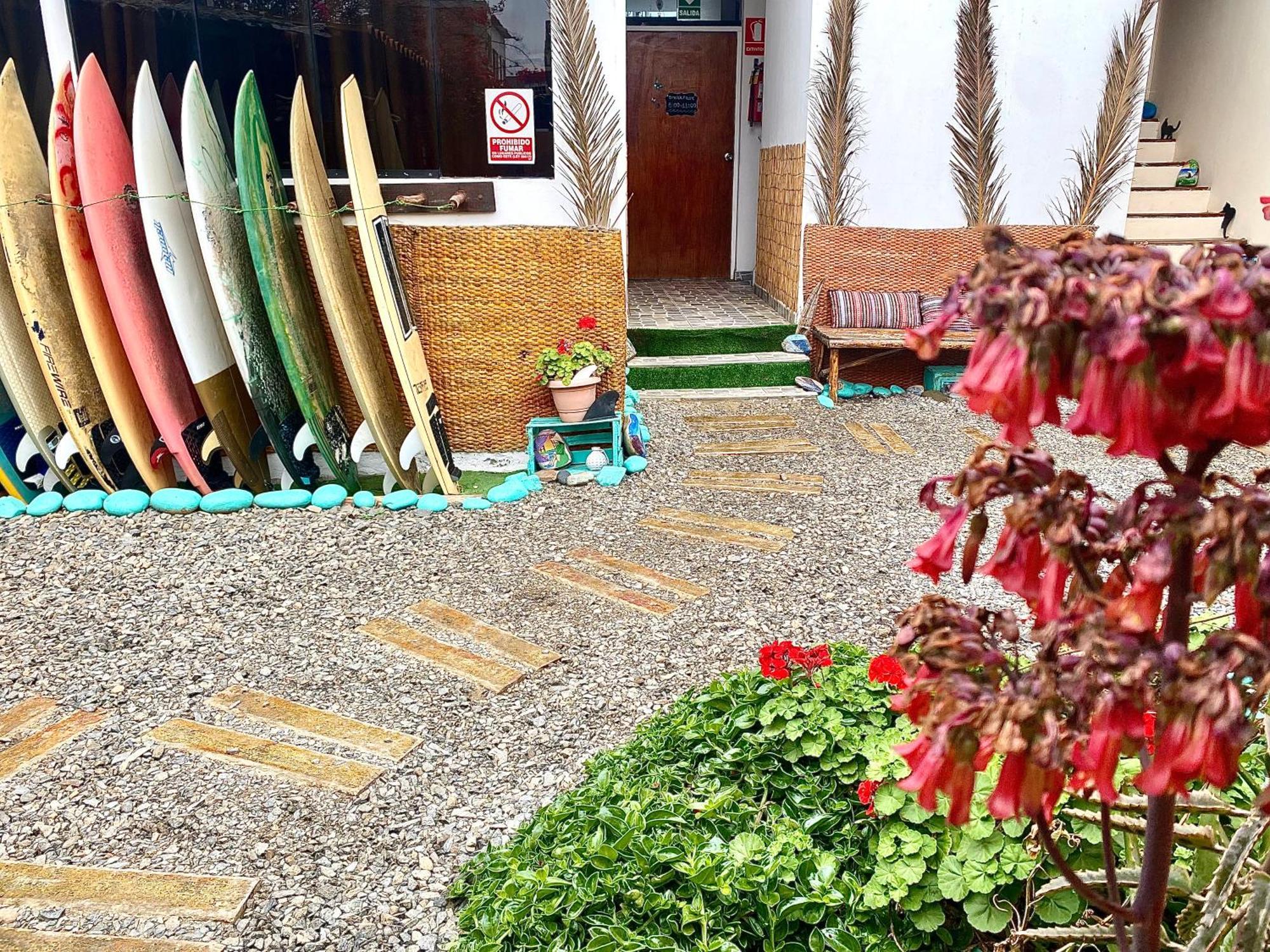 Отель Surf House Chicama Пуэрто Чикама Экстерьер фото